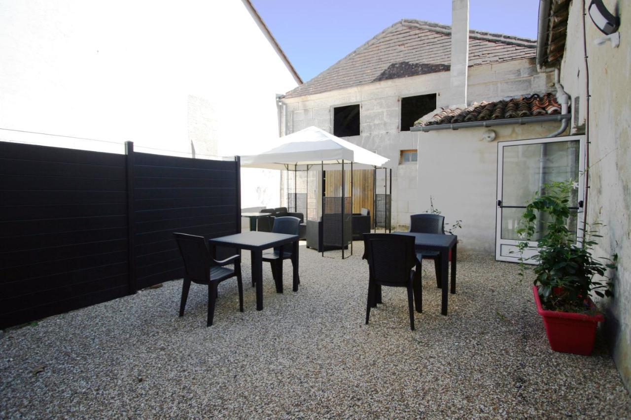 La Fin De La Faim Bed & Breakfast La Tour-Blanche Exterior photo